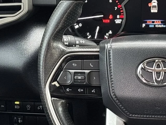 Used 2023 Green Toyota SR5 image 13