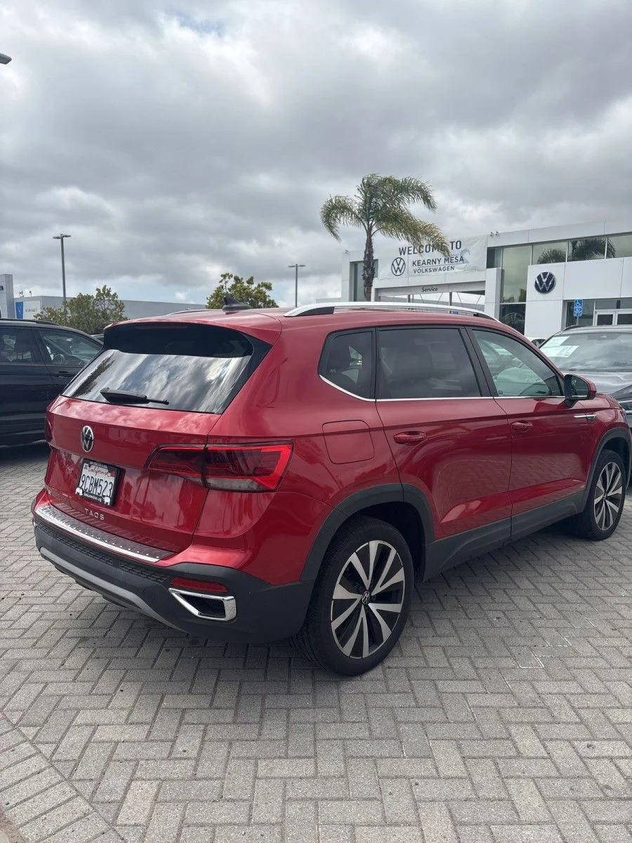 Certified Used 2022 Red Volkswagen 1.5T SE image 4