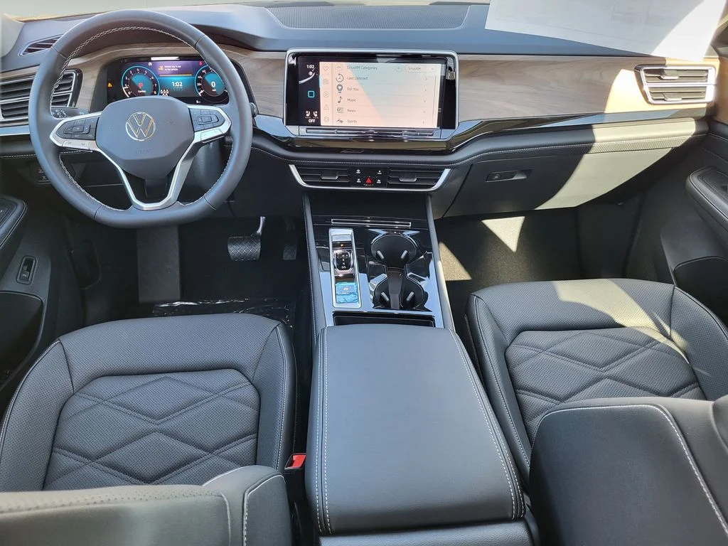 2026 Volkswagen Atlas SE w/Tech - Photo 18