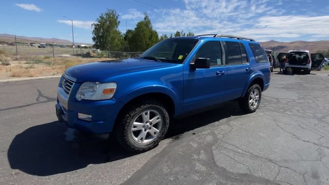 Used 2010 Blue Ford XLT image 4