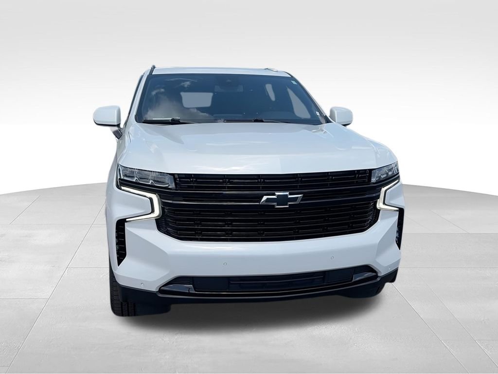 Used 2023 Beige Chevrolet RST image 3