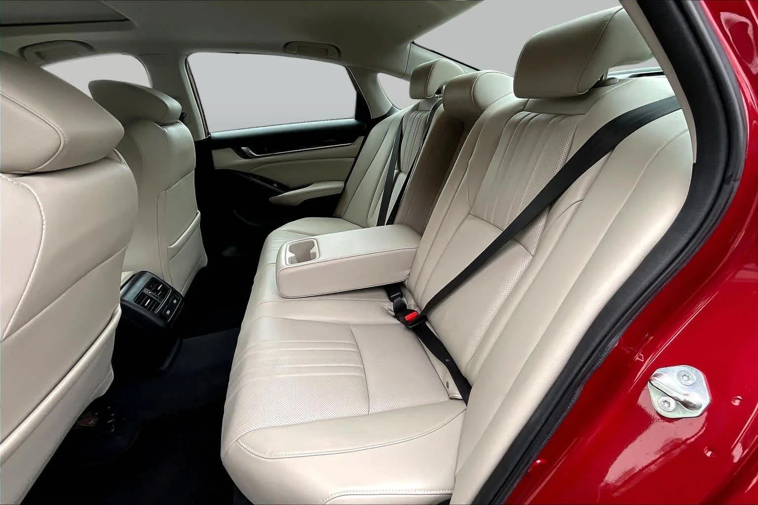 Used 2022 Radiant Red Metallic Honda Touring image 20