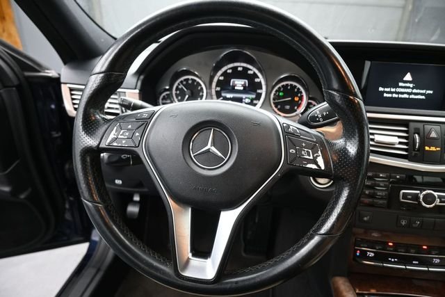 Used 2013  Mercedes-Benz E 350 image 4