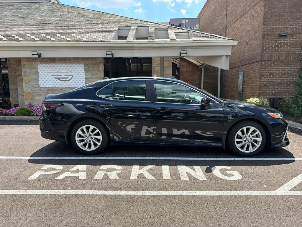Used 2021 Midnight Black Metallic Toyota LE image 5