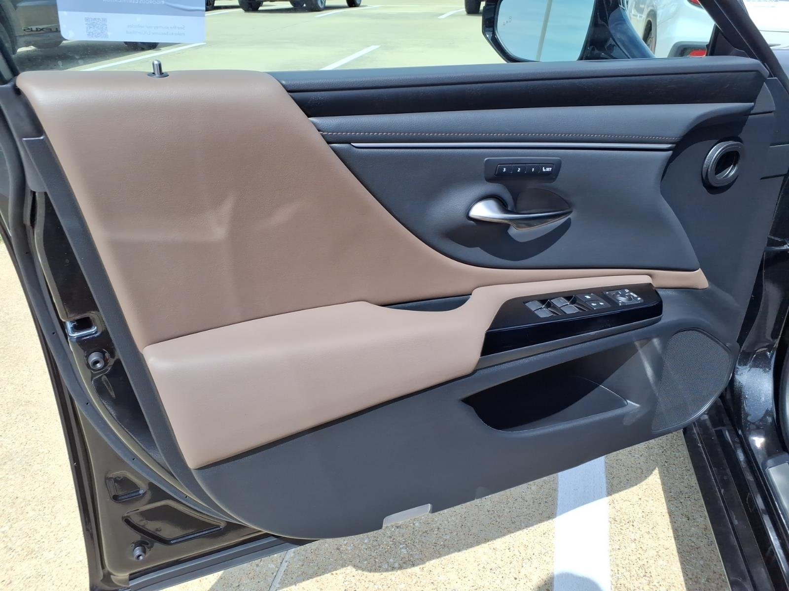 Certified Used 2024 Caviar Lexus 4dr Sedan image 17