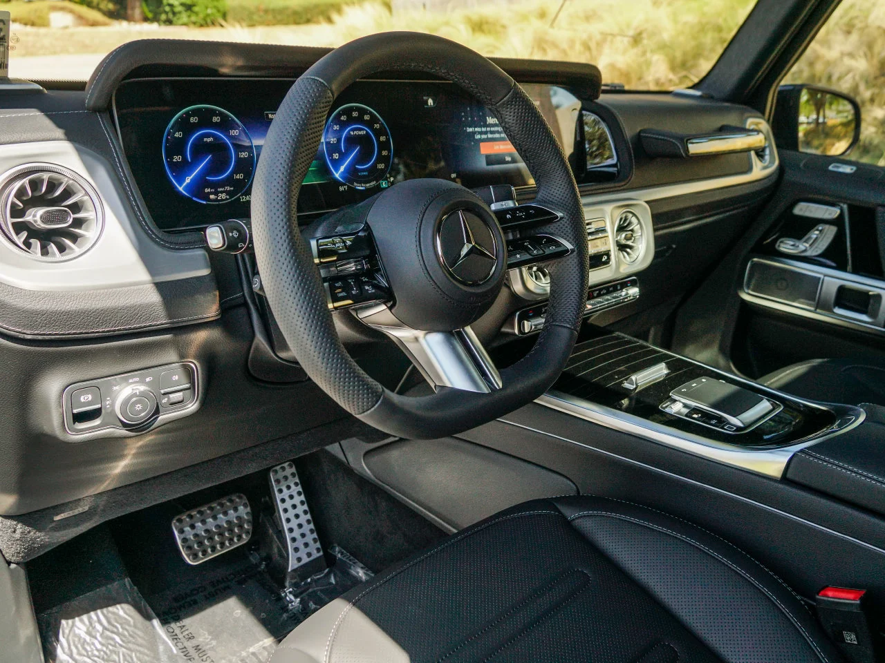 New 2027 Black Mercedes-Benz G 580 4MATIC® image 16