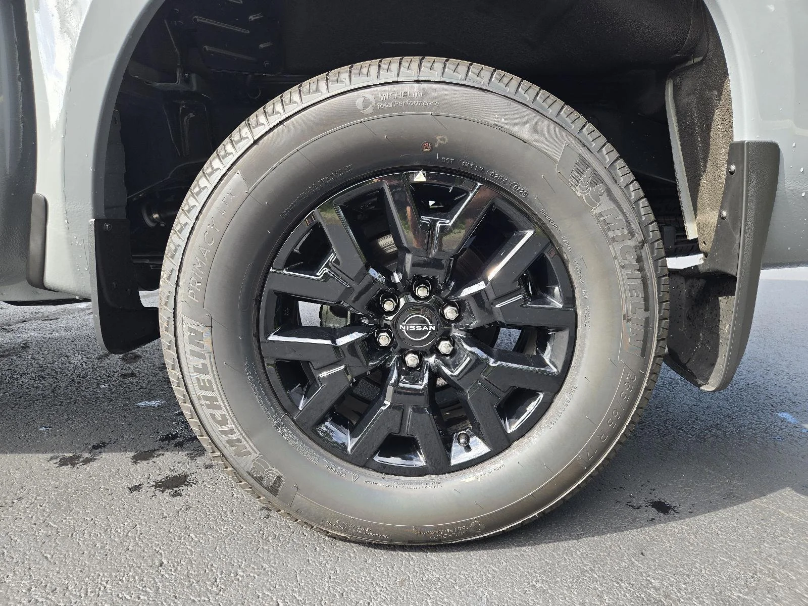New 2026 Boulder Gray Pearl Nissan SV image 9