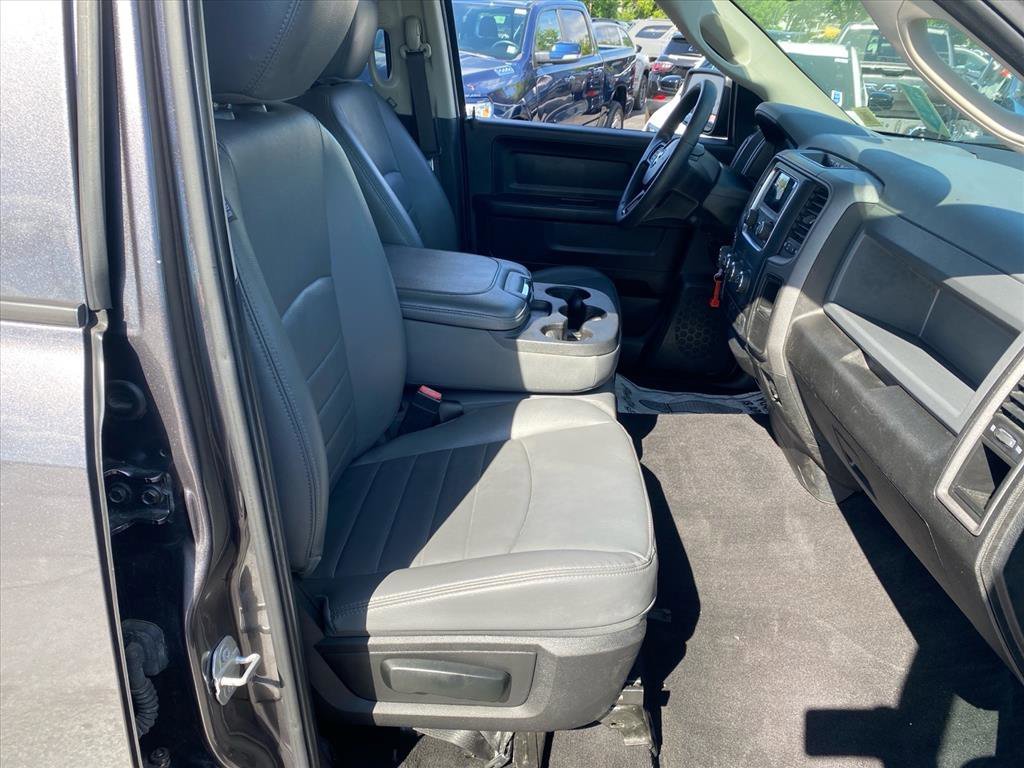 Used 2019 Granite Crystal Metallic Clearcoat Ram Express image 23