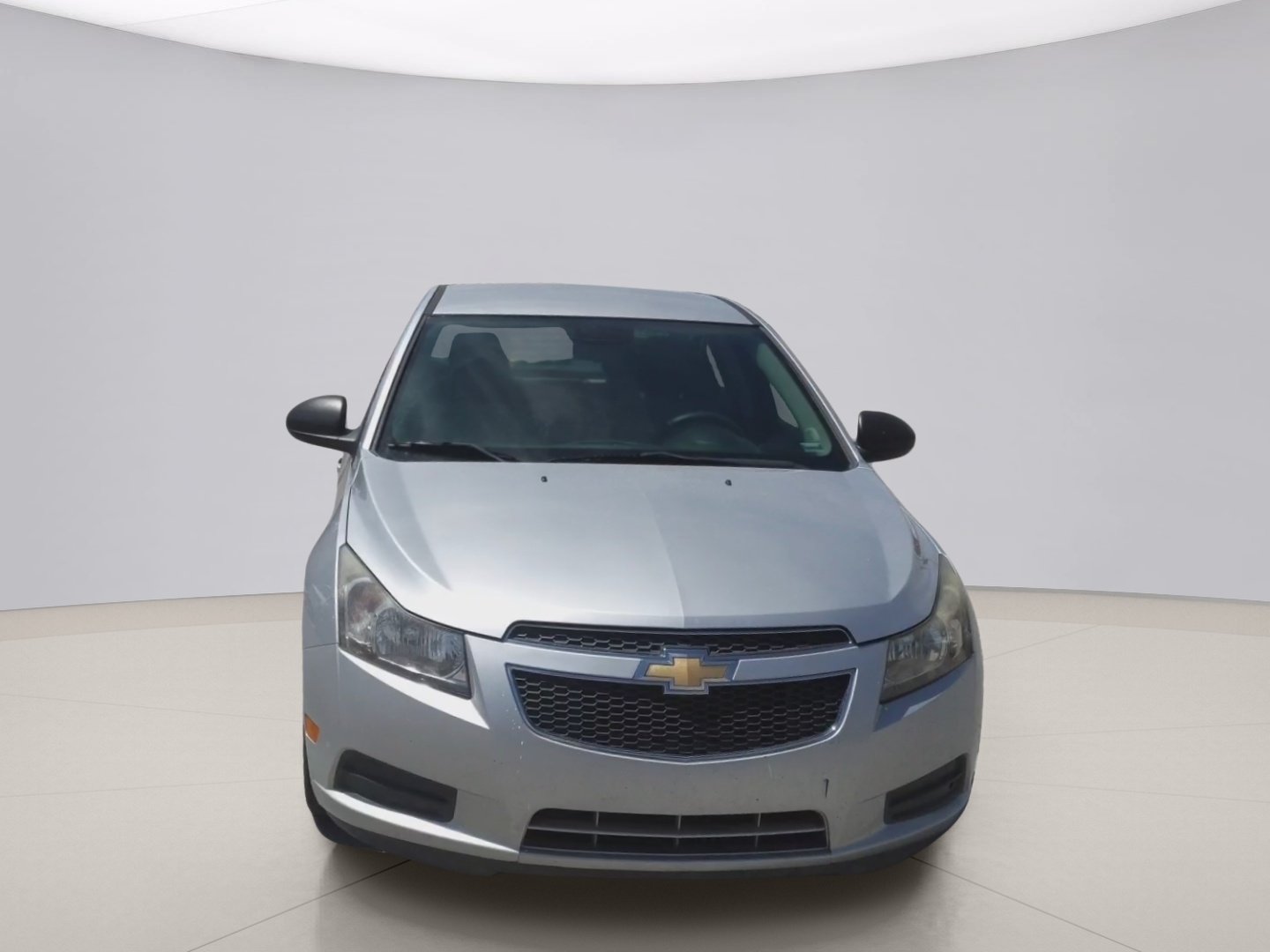 Used 2014 Silver Chevrolet LS AUTO image 2