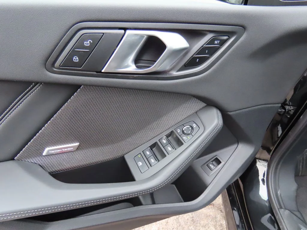 2025 BMW 2 Series 228 - Photo 23