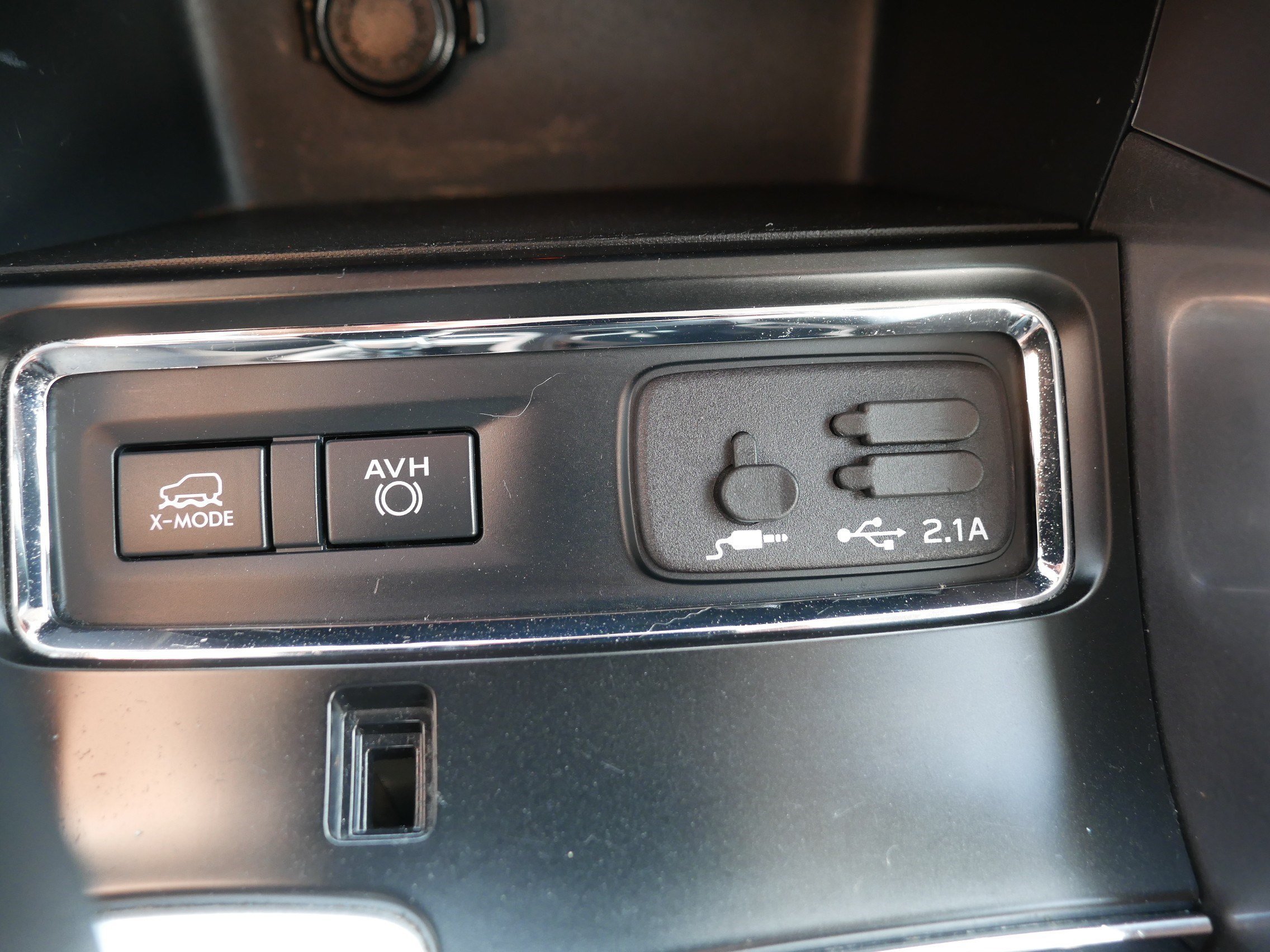 Used 2022 Magnetite Gray Metallic Subaru Limited image 33