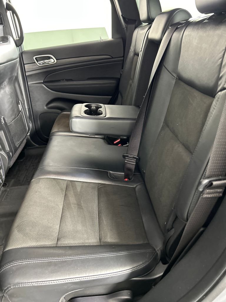 Used 2021 Silver Jeep Laredo X image 17