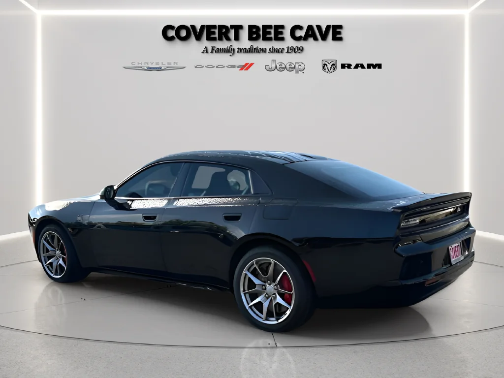 2026 Dodge Charger Daytona Scat Pack - Photo 8