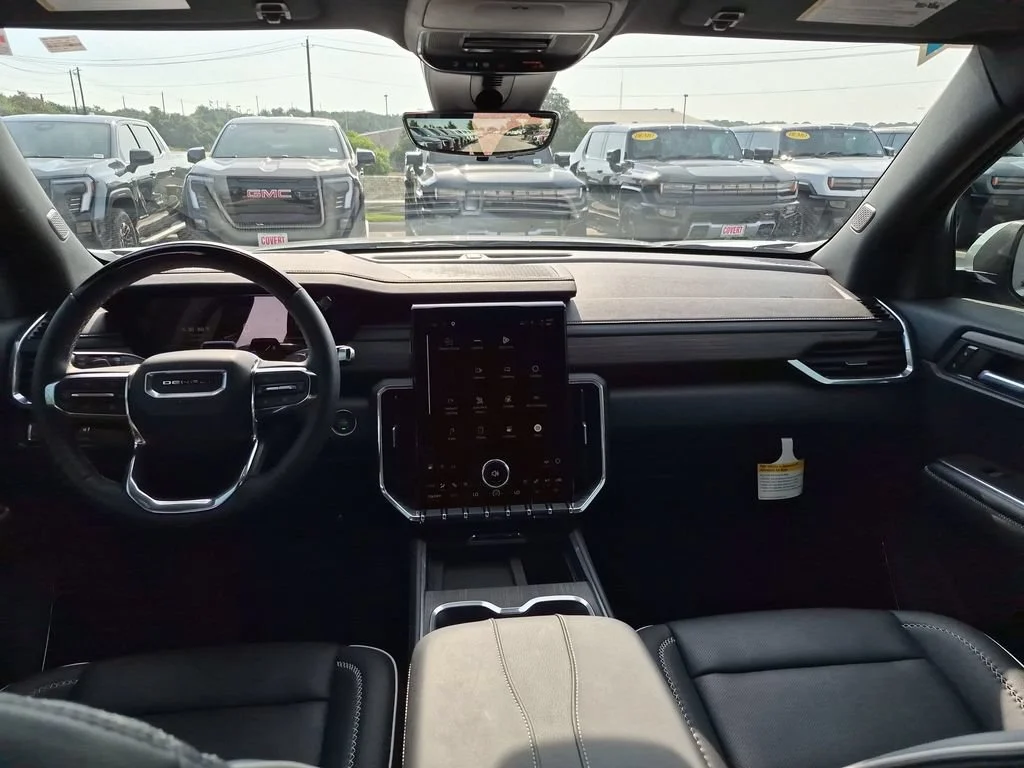 2026 GMC Acadia Denali - Photo 30
