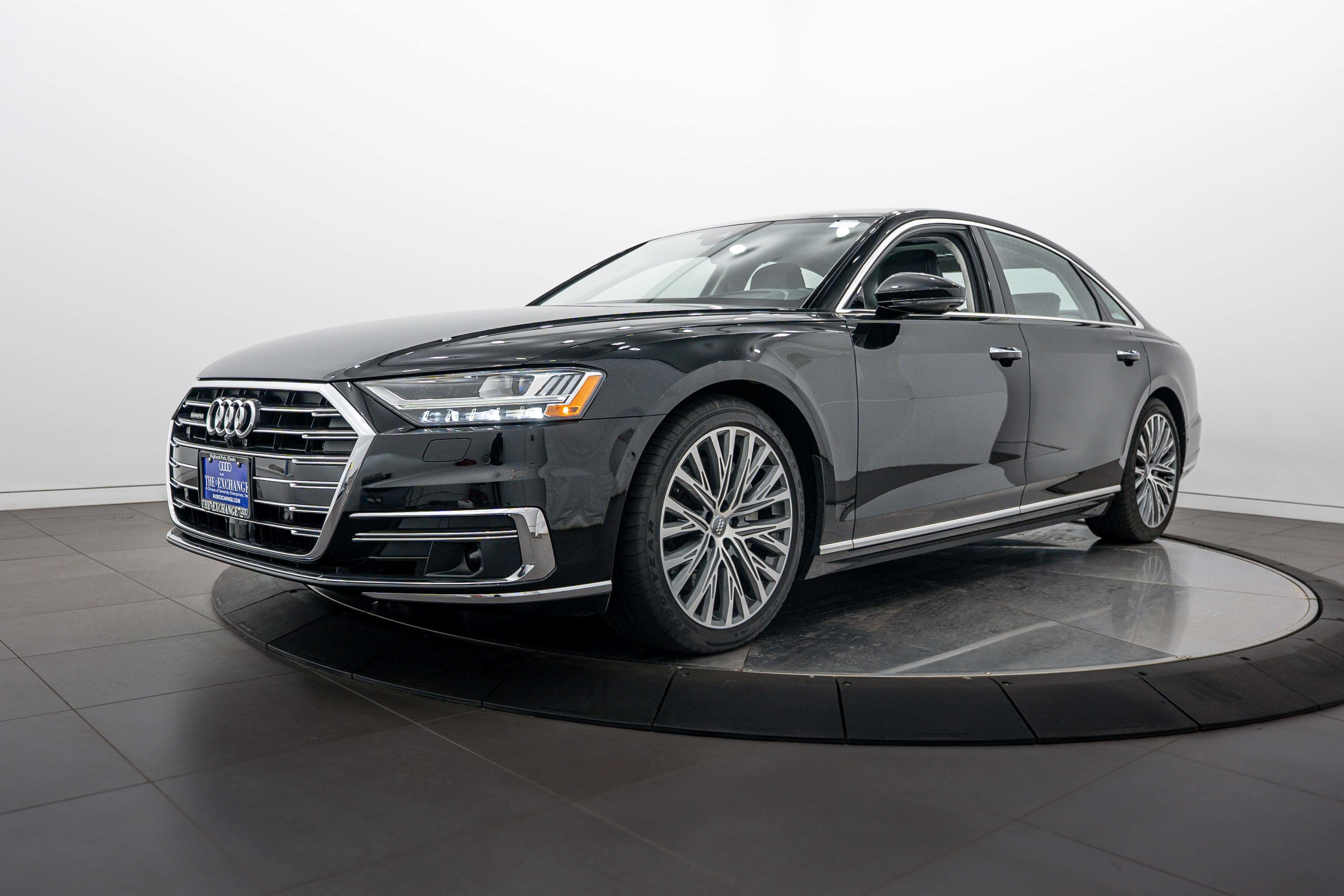 Used 2019 Mythos Black Metallic Audi  image 7