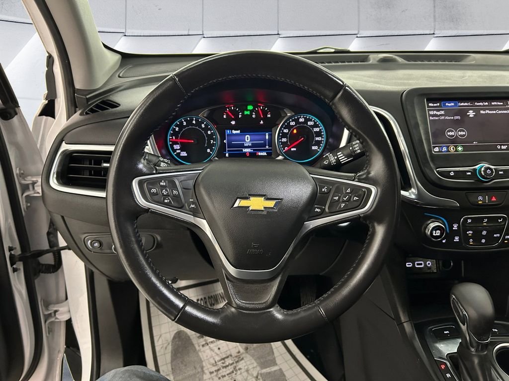 Used 2022 White Chevrolet LT image 9