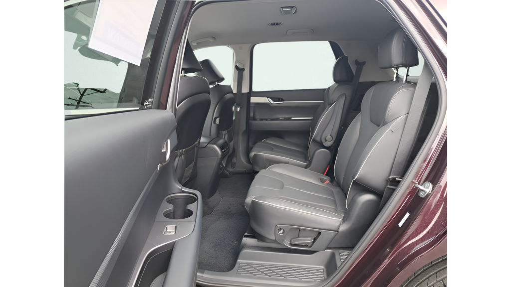 Used 2023 Burgundy Hyundai SEL image 12