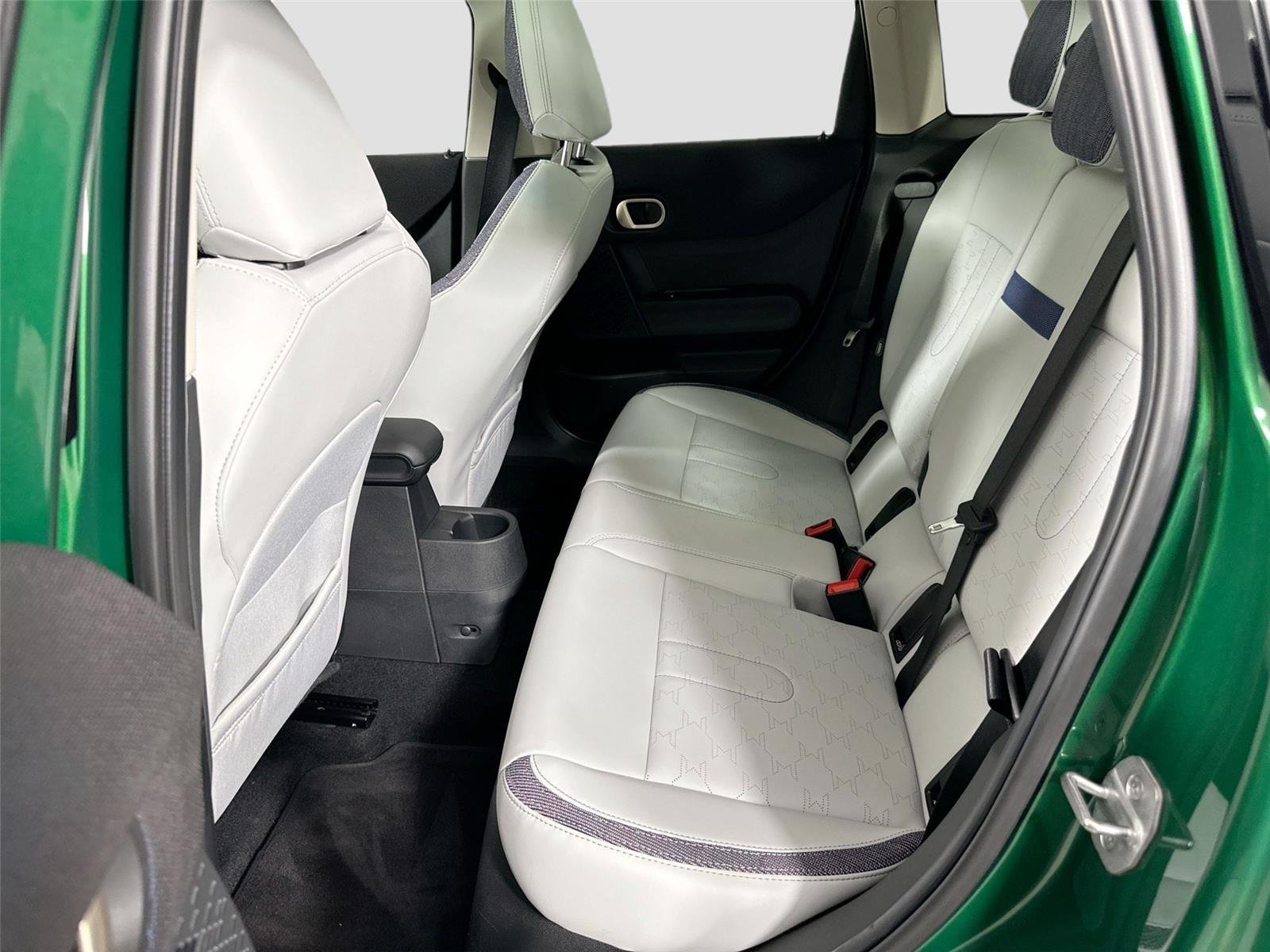Used 2025 British Racing Green IV Metallic MINI Cooper S image 21