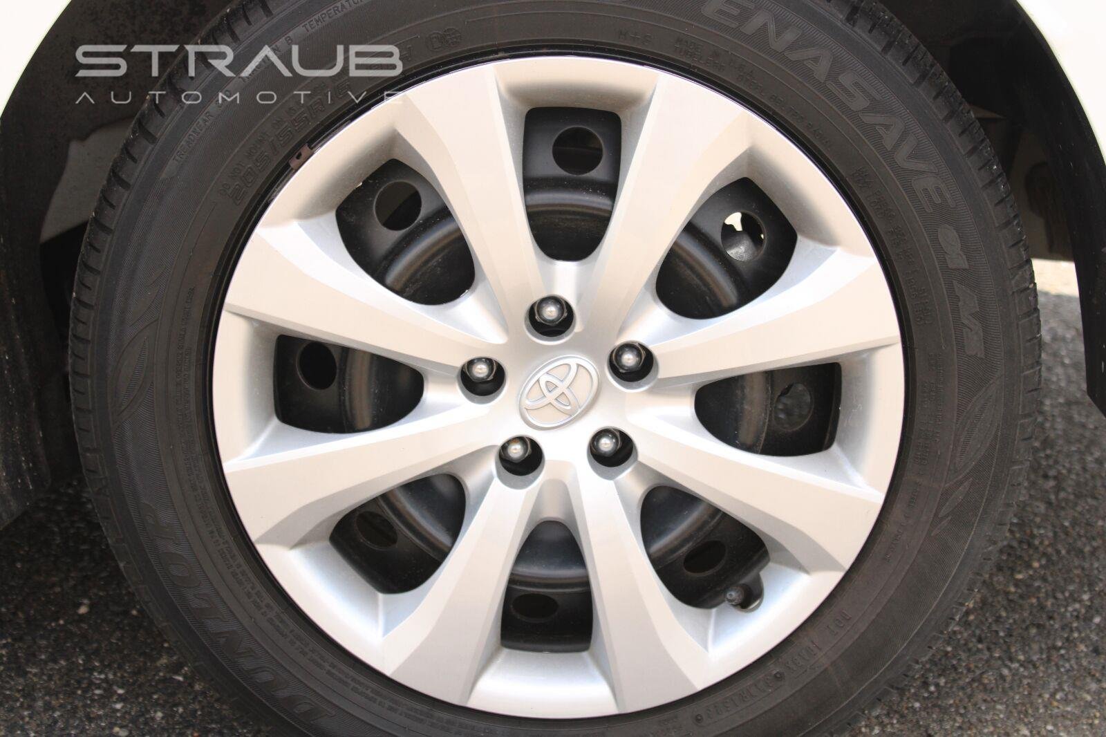 Used 2024 Ice Cap Toyota LE image 12