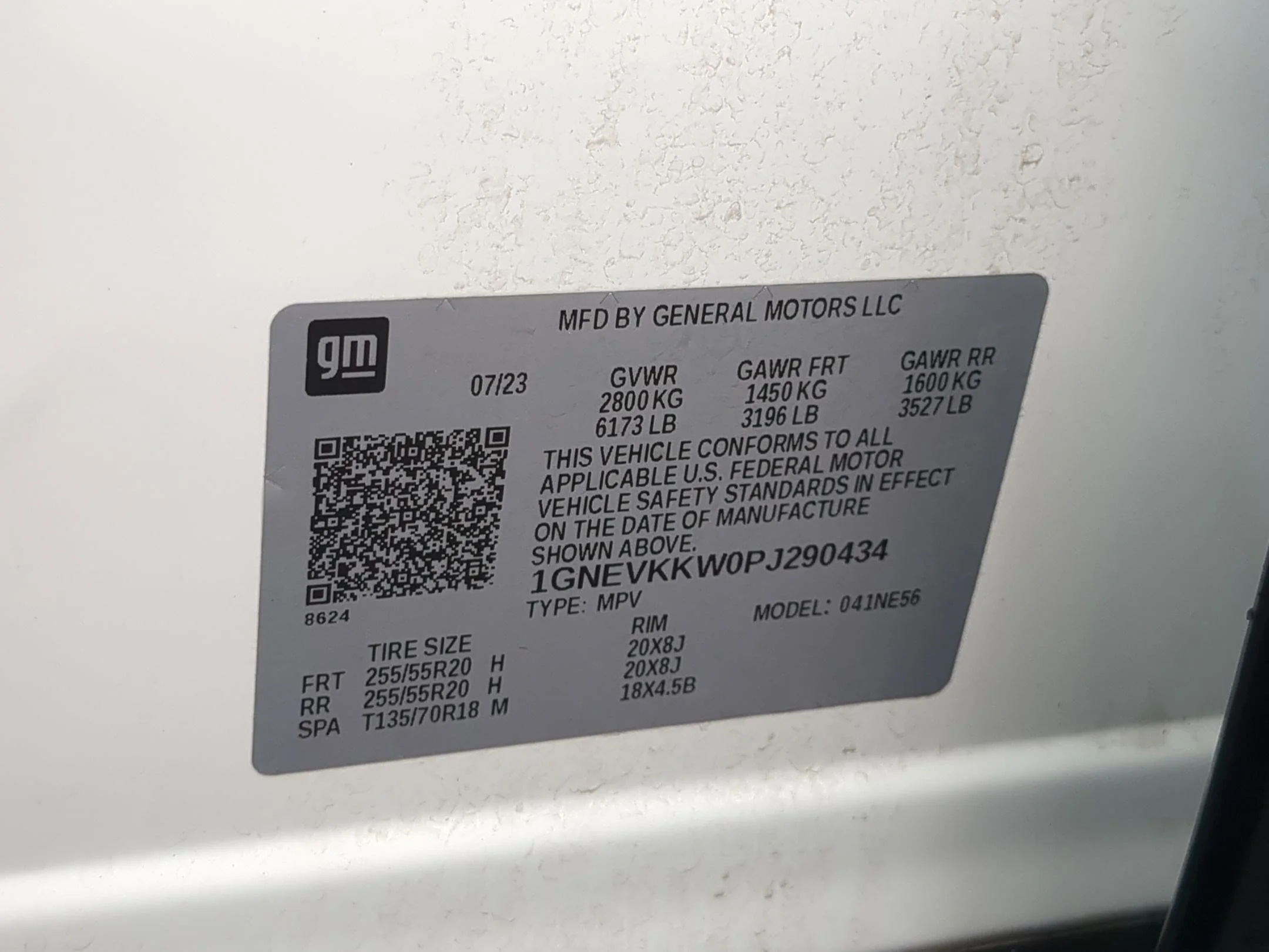Used 2023 Summit White Chevrolet Premier image 34