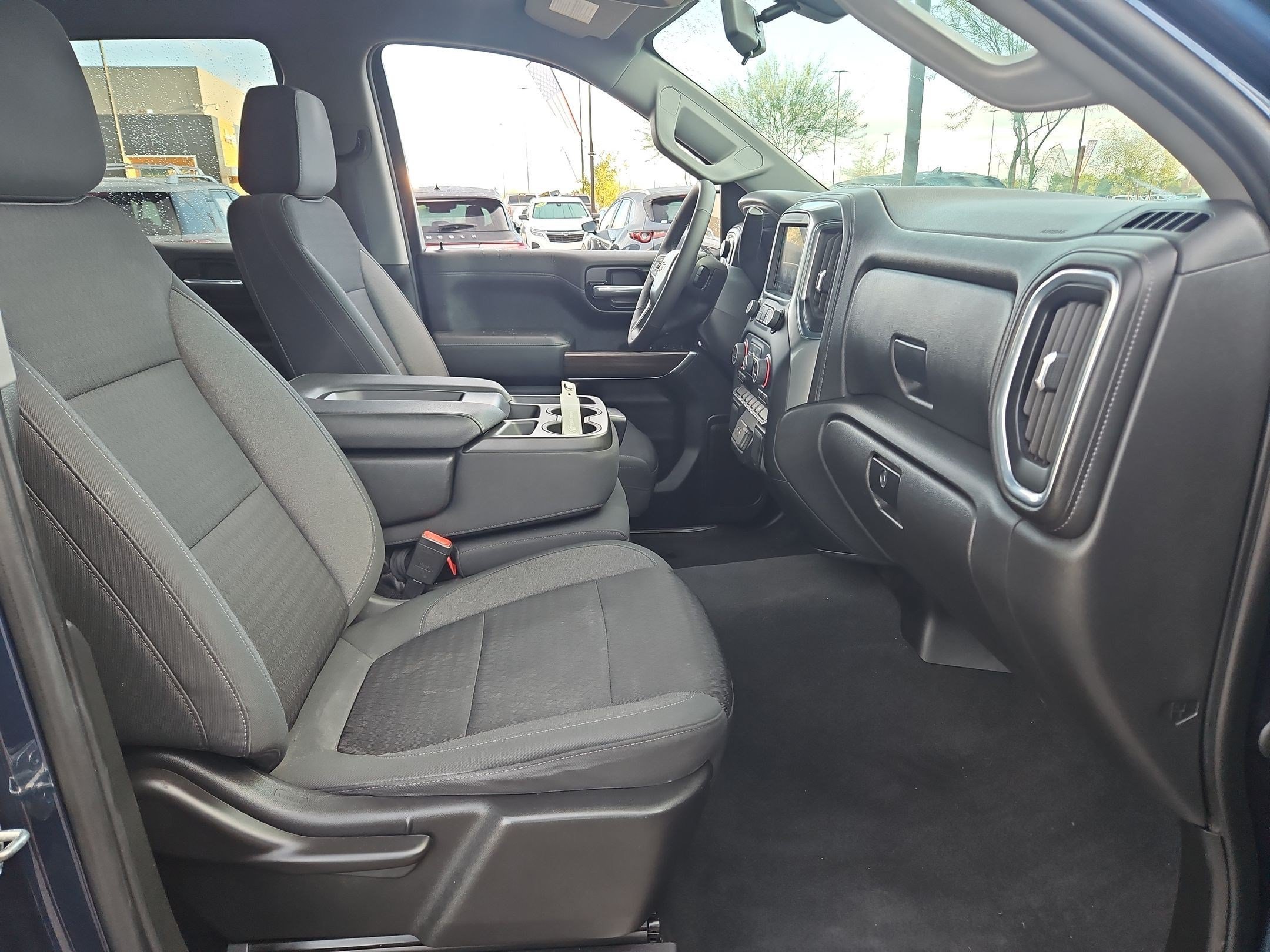 2022 Chevrolet Silverado 1500 Limited LT - Photo 29