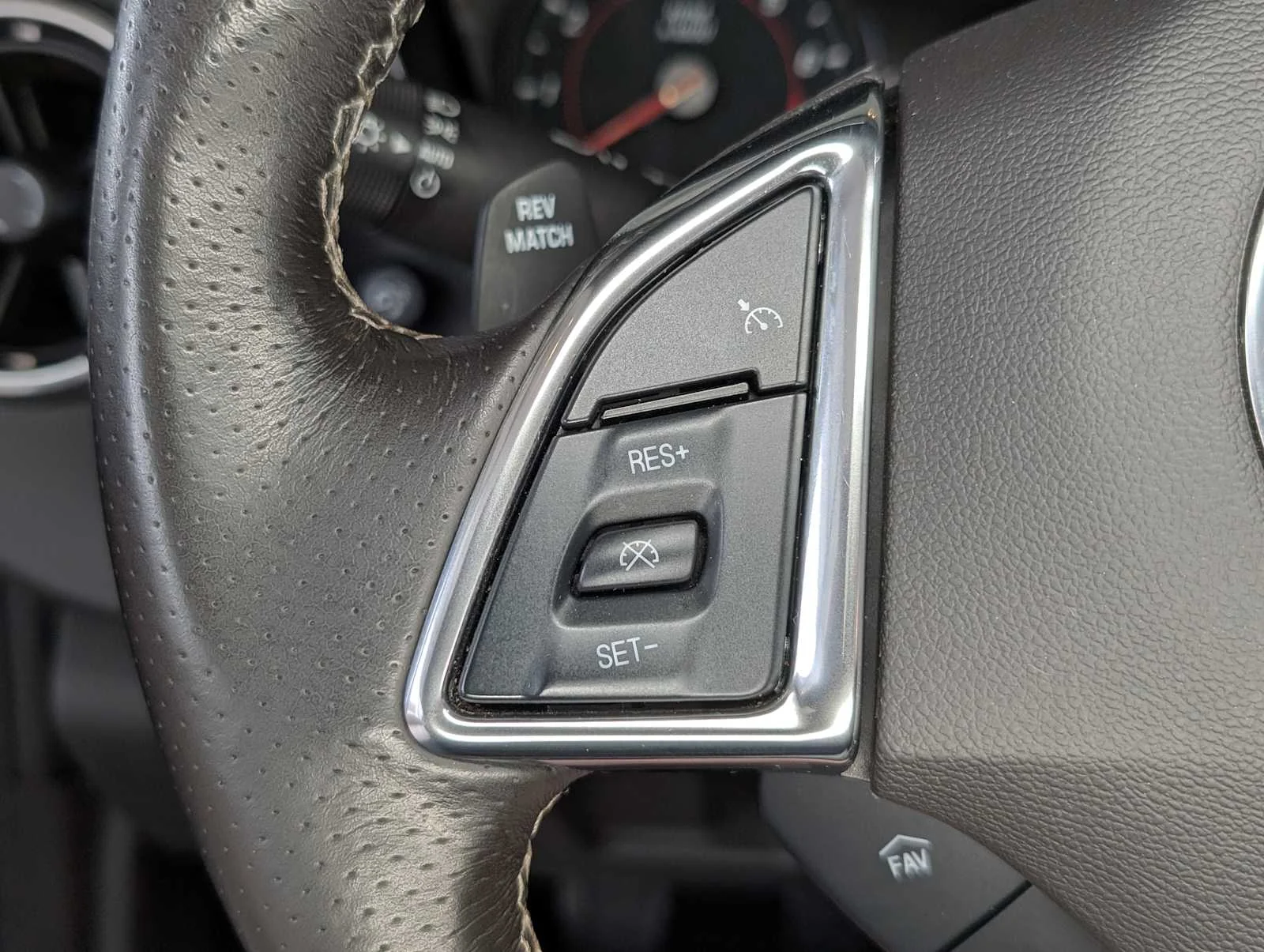 Used 2023 Shadow Gray Metallic Chevrolet 1SS image 30