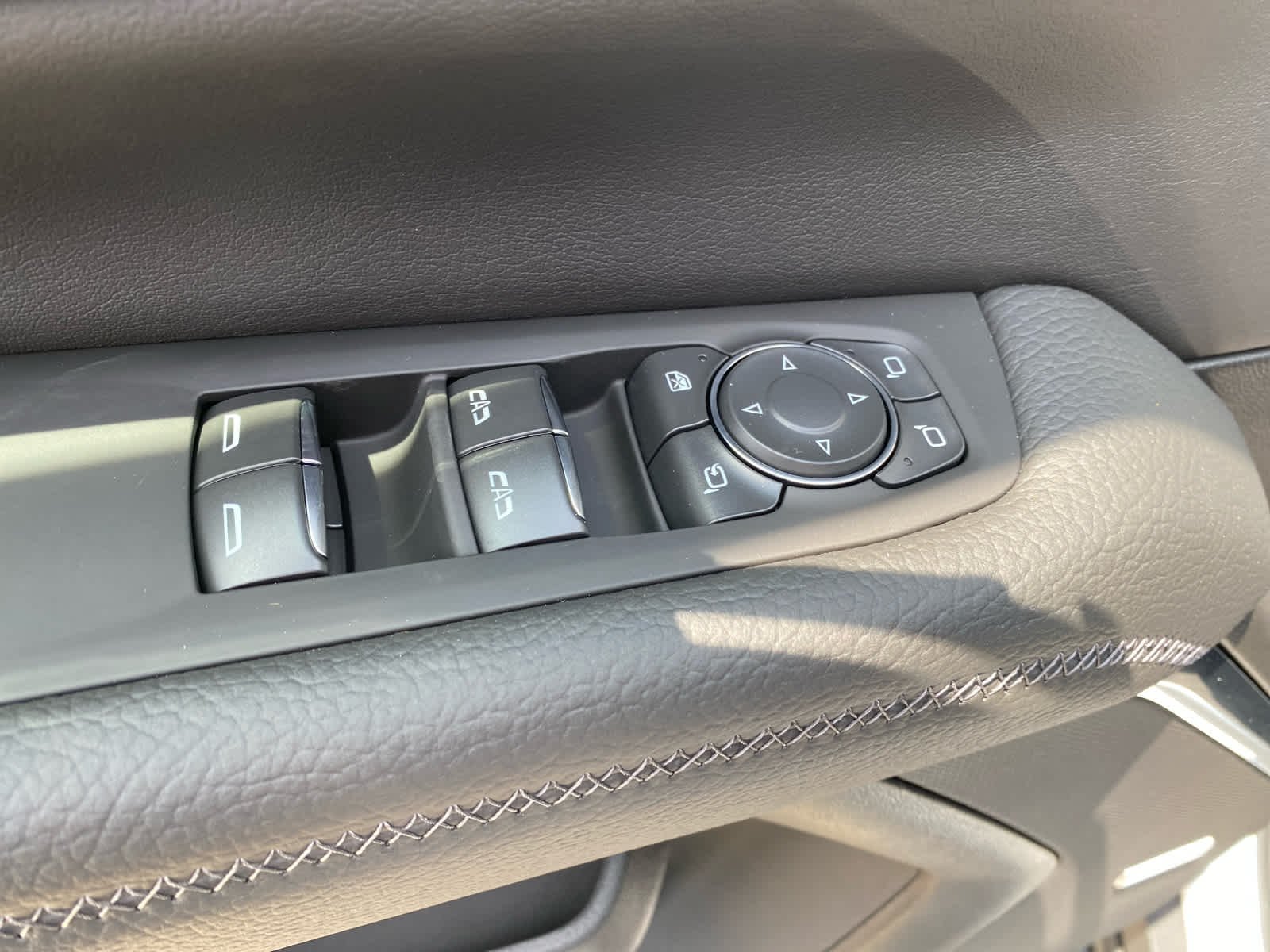 New 2026 Glacier White Tricoat GMC Denali image 8