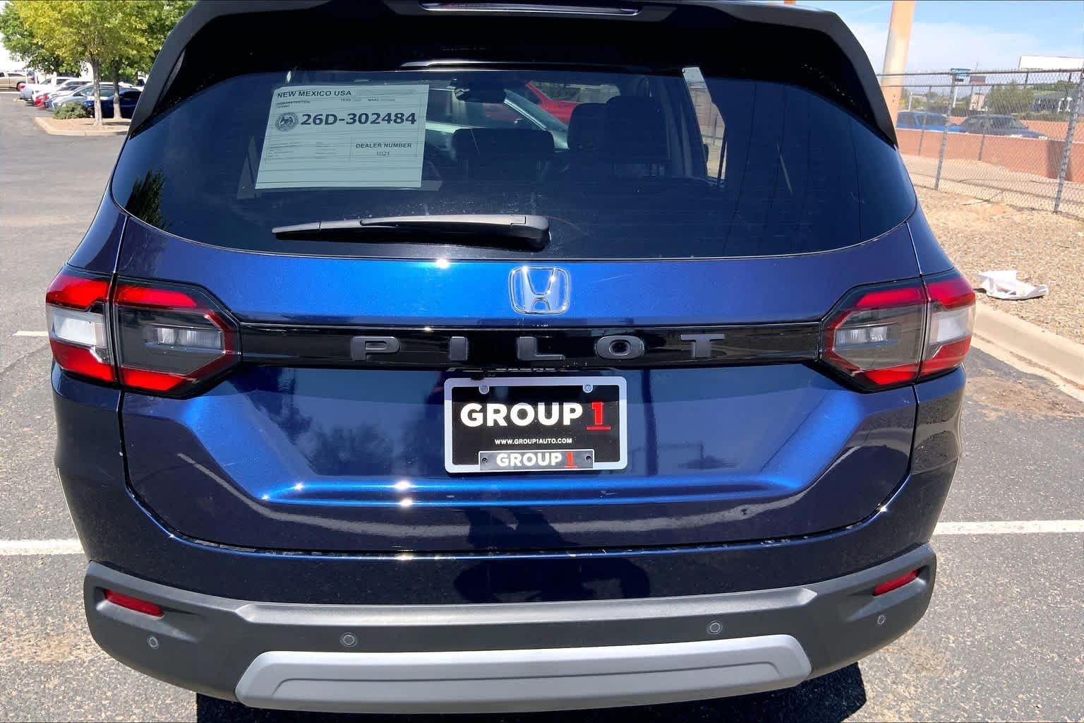 Used 2025 Obsidian Blue Pearl Honda EX-L image 10
