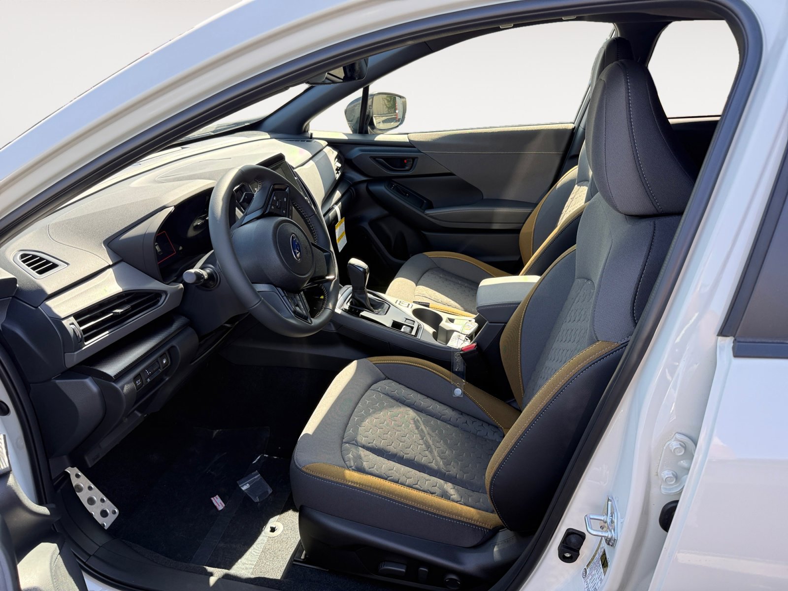 New 2026 Crystal White Pearl Subaru Sport Hybrid image 10