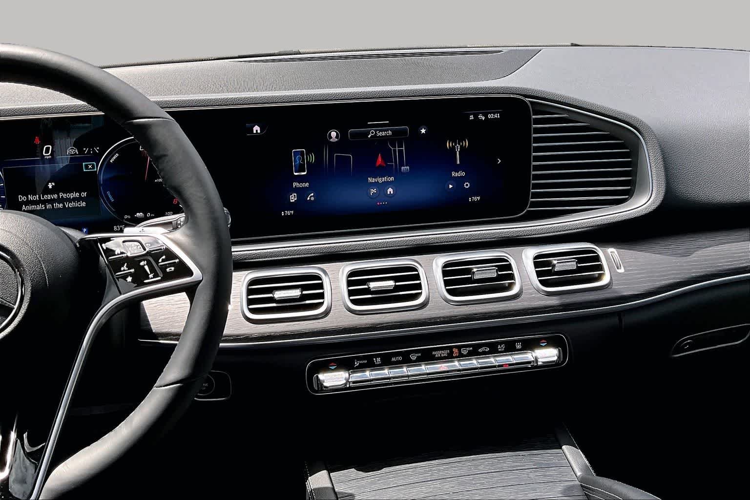 Certified Used 2025 Polar White Mercedes-Benz GLE 450e image 7