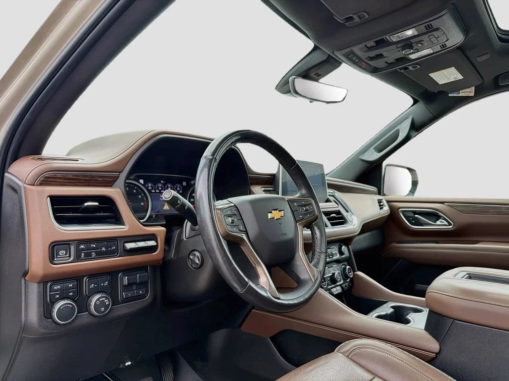 Used 2021 EMPIRE BEIGE METALLIC Chevrolet High Country image 9