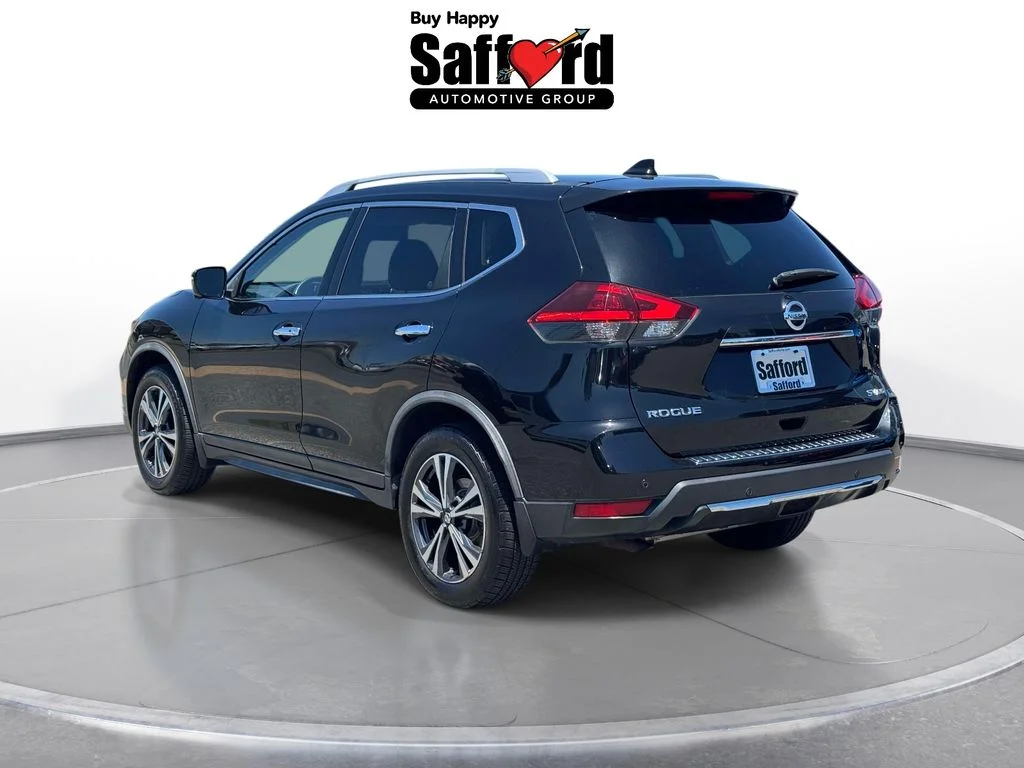 Used 2019 Black Nissan SV image 5