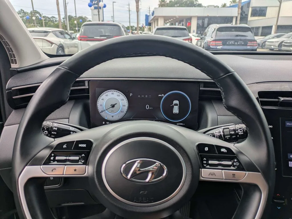 Used 2022 Gray Hyundai SEL image 30