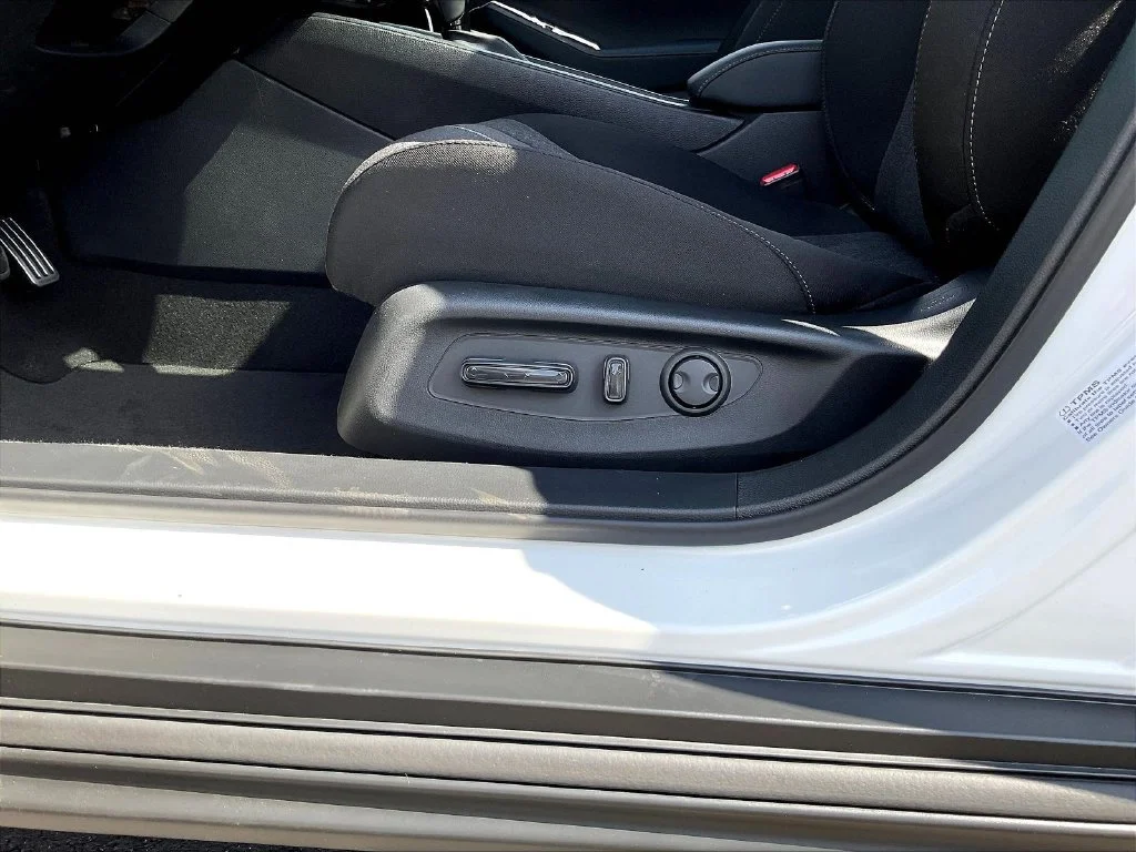 New 2026 Platinum White Pearl Honda Sport Hybrid image 37