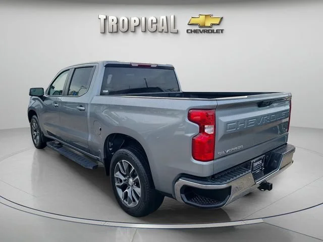 Used 2023 Sterling Gray Metallic Chevrolet LT image 3