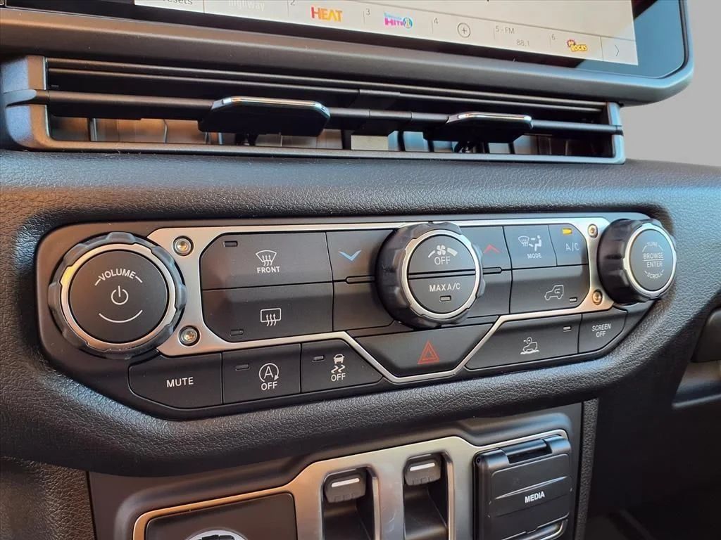 2026 Jeep Wrangler 2-Door Sport - Photo 7