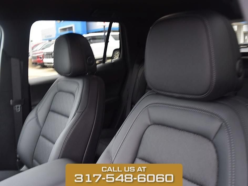 2027 Chevrolet Equinox LT - Photo 17