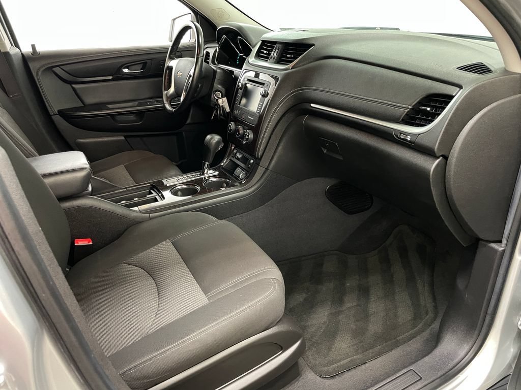 Certified Used 2015 SILVER ICE METALLIC Chevrolet LT image 39