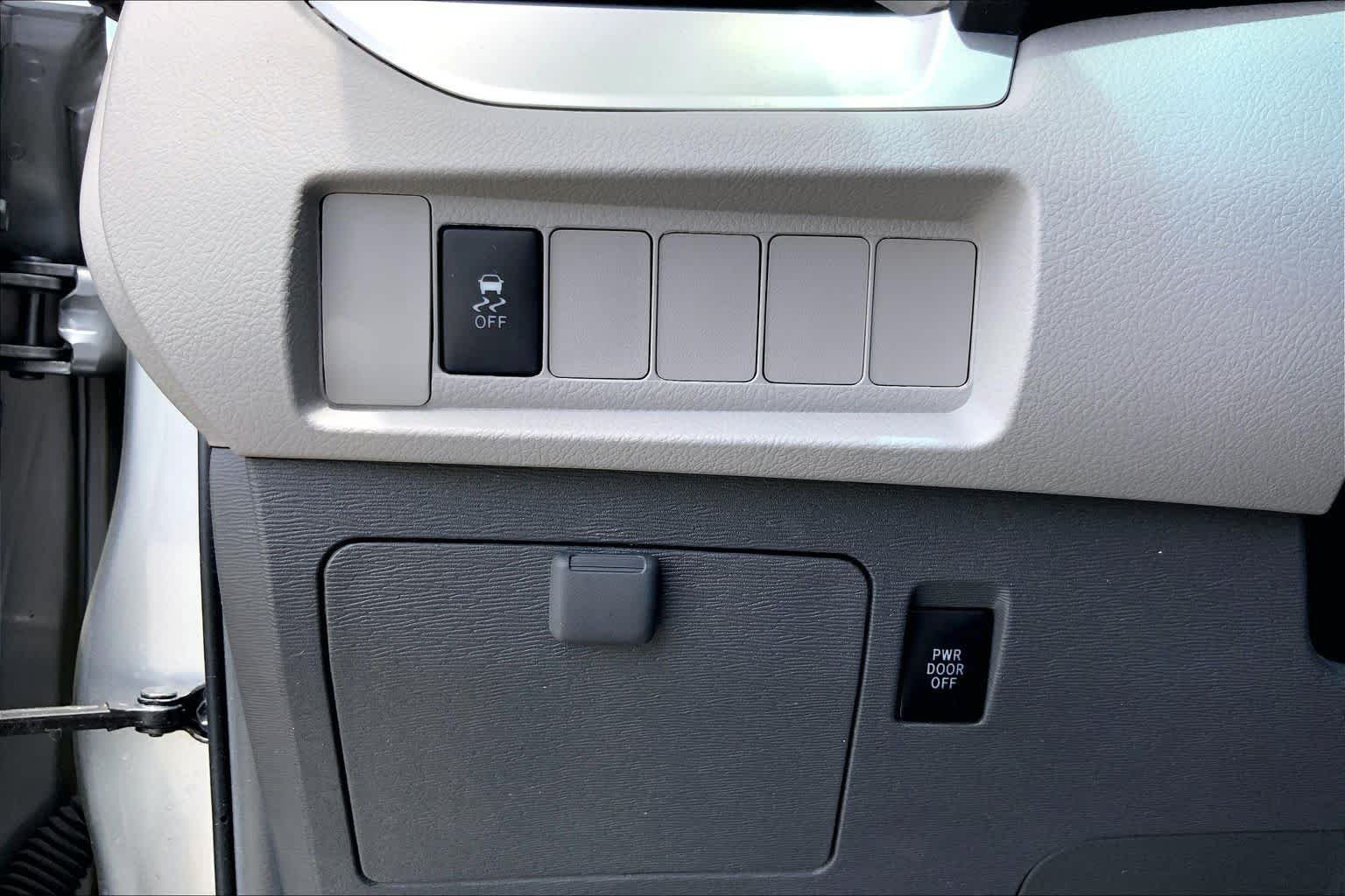 Used 2016 Silver Sky Metallic Toyota LE image 33