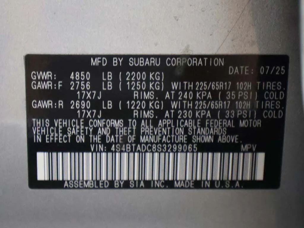 Used 2025 Ice Silver Metallic Subaru Premium image 46
