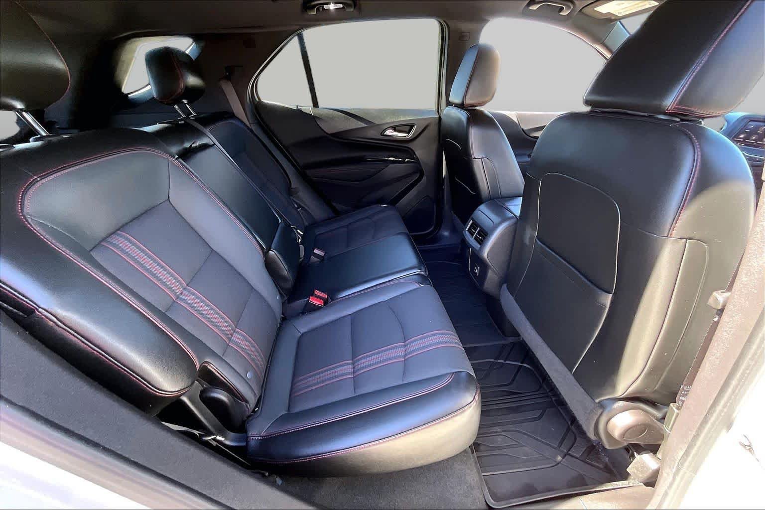 Used 2023 Summit White Chevrolet RS image 18