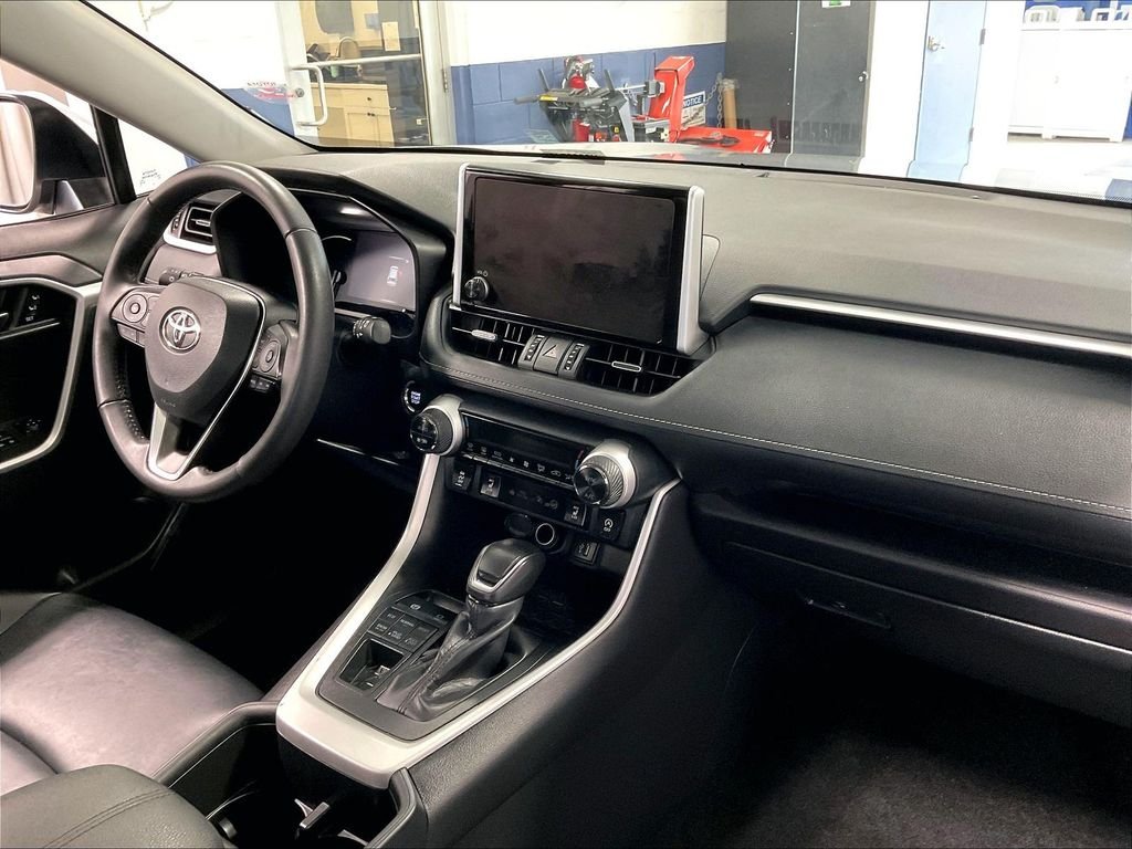 Used 2024 Silver Toyota XLE Premium image 14