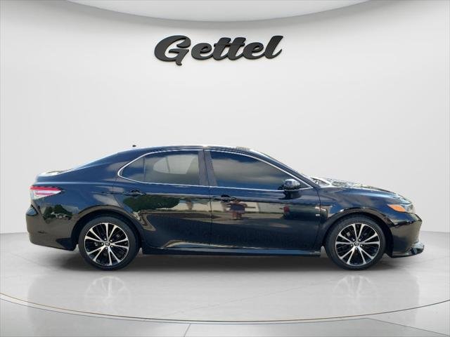 Certified Used 2020 MIDNIGHT BLACK METAL Toyota  image 4