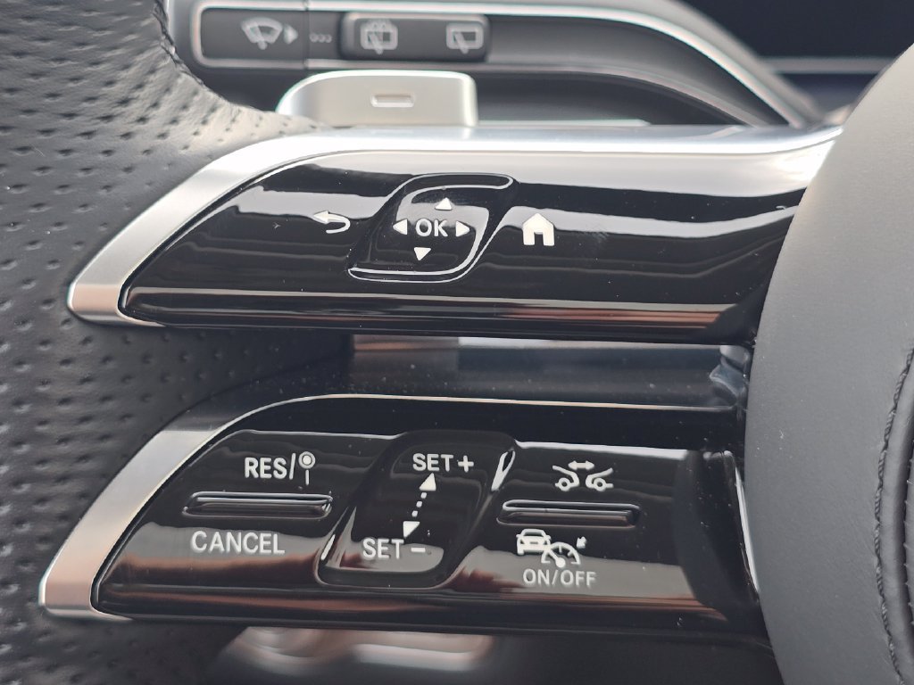 New 2026 Selenite Grey Metallic Mercedes-Benz GLS 450 image 87