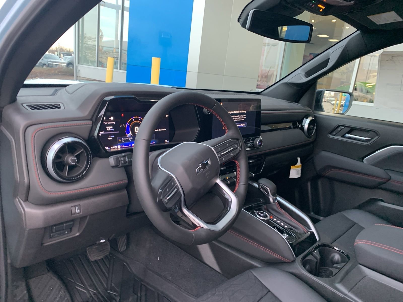 2025 Chevrolet Colorado Z71 - Photo 19