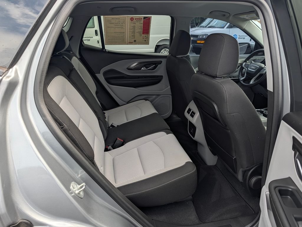 Used 2024 Silver GMC SLE image 15