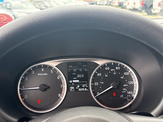 Used 2025 Black Nissan S image 17