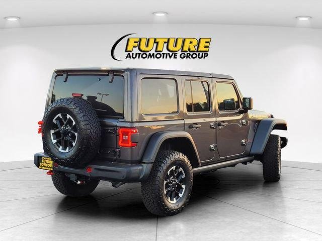 New 2026 Granite Crystal Metallic Clear-Coat Exterior Paint Jeep Rubicon image 6