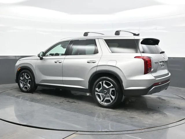 Used 2024 Silver Hyundai SEL image 3
