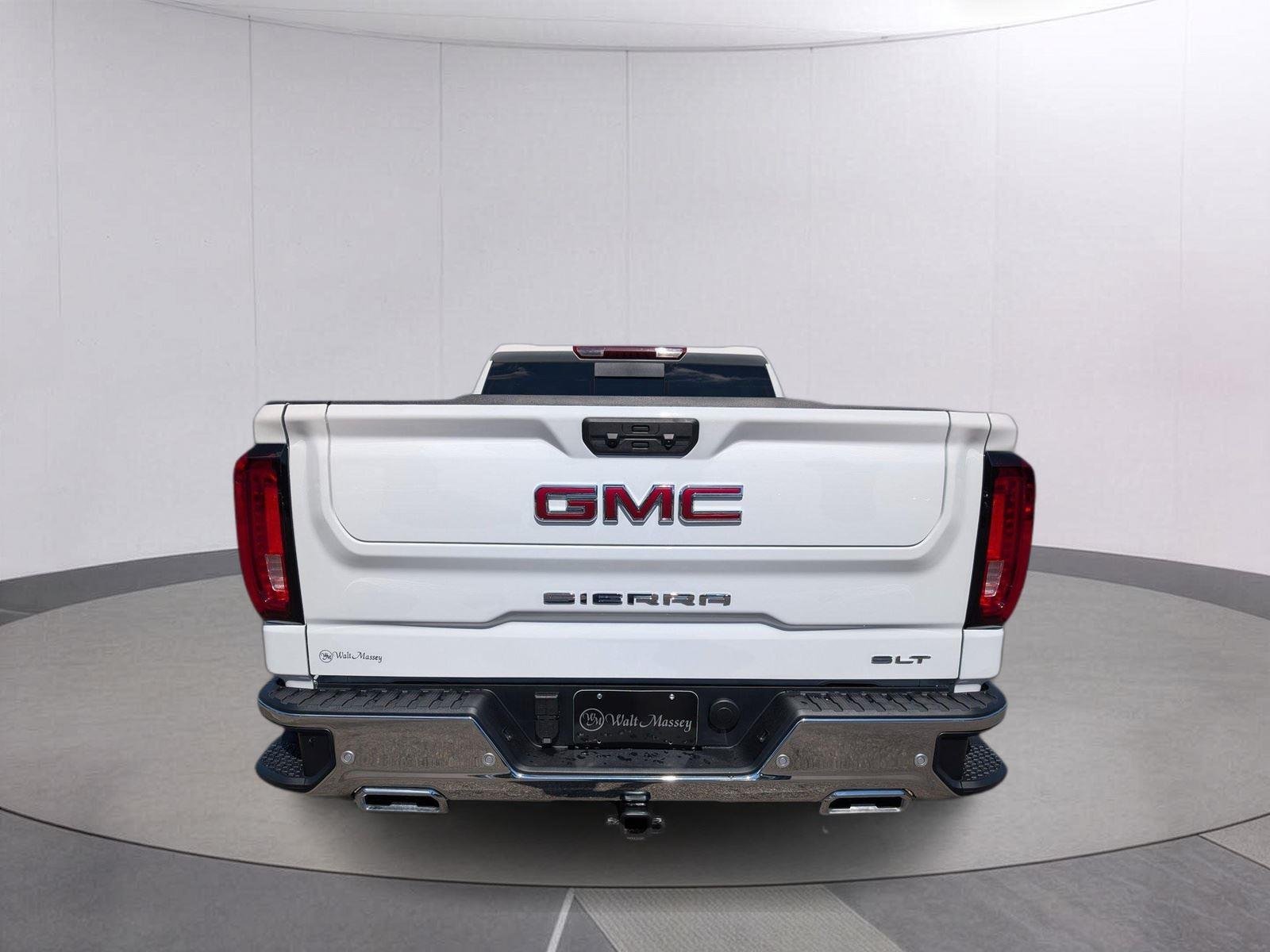 New 2026 Summit White GMC SLT image 4